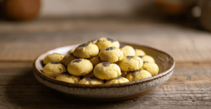 طرز تهیه و دستور پخت شیرینی نان برنجی کرمانشاهی